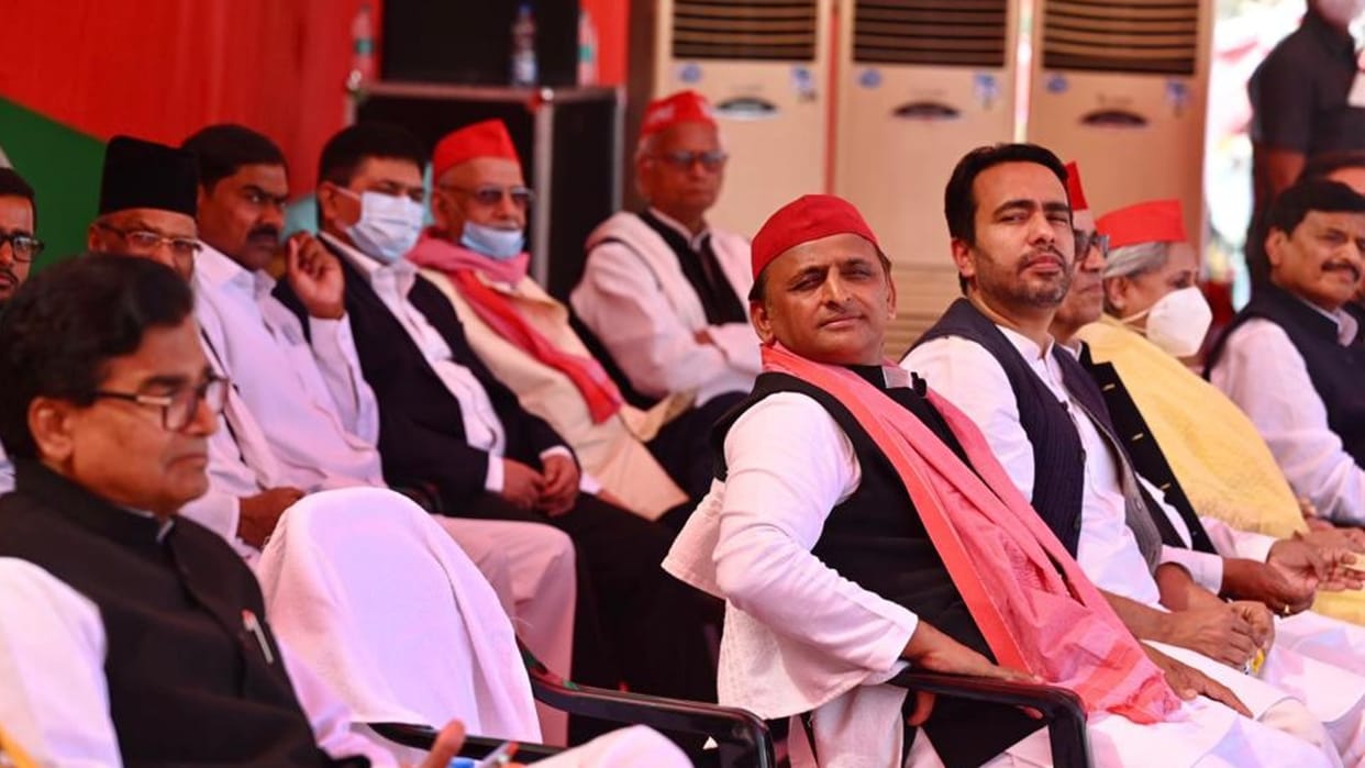 akhilesh yadav Samajwadi Party will form government in Uttar Pradesh According to two exit polls