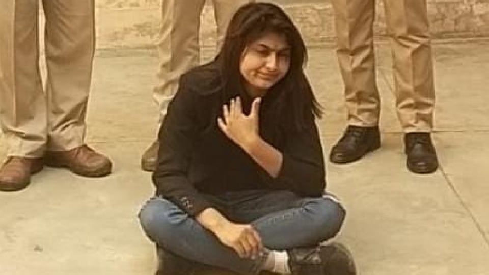 Rajasthan news Lady Don Kamala Choudhary arrested for challenging Nagaur SP