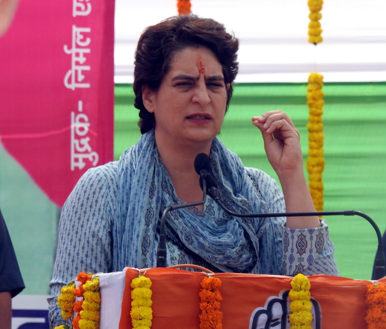 Will bring recruitment revolution in UP if Congress government is formed: Priyanka