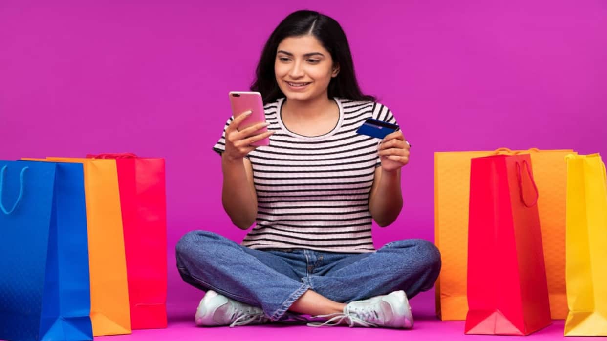 Fashion Tips Keep These Things in Mind Before Buying Clothes to Look Stylish