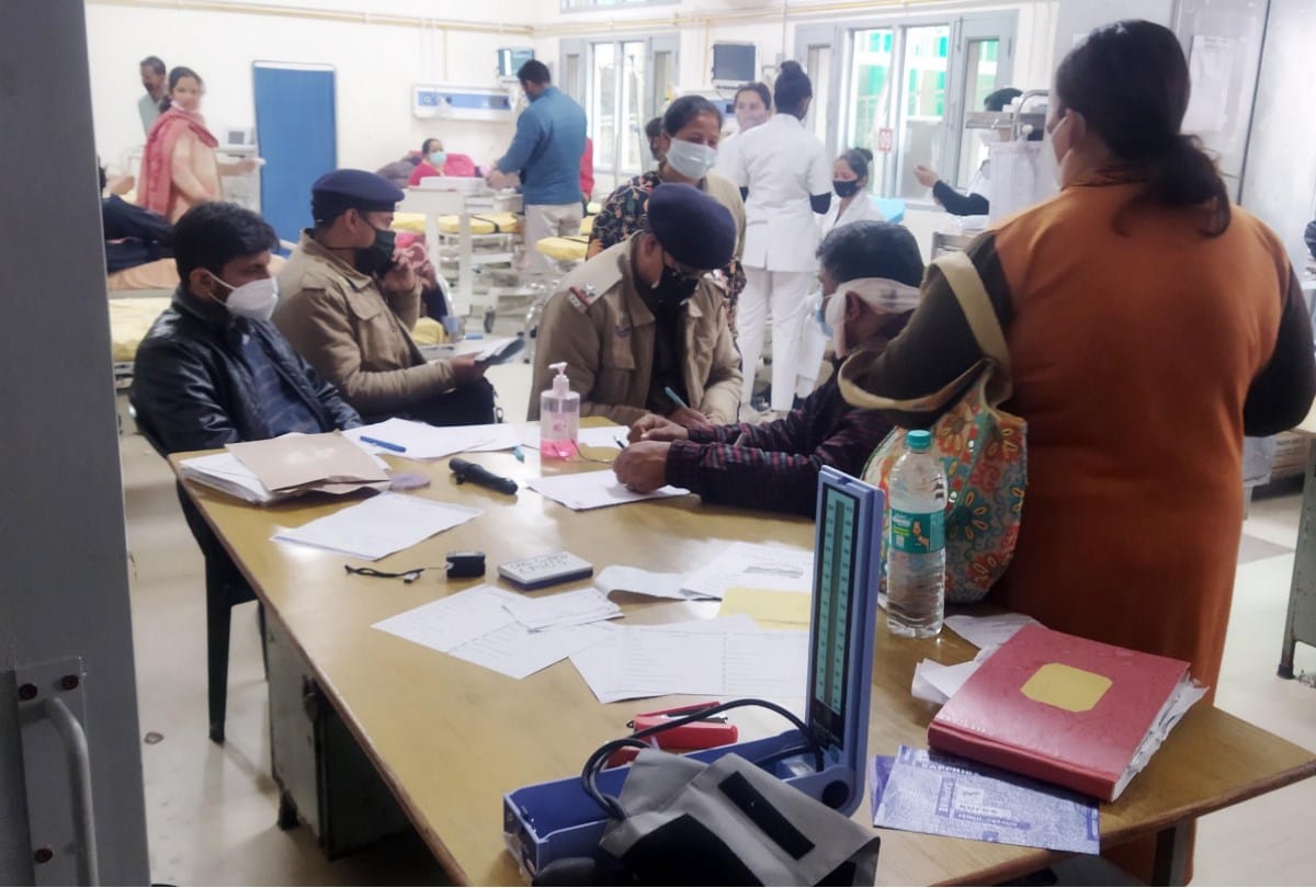 fight between assistant professor in Medical college Hamirpur