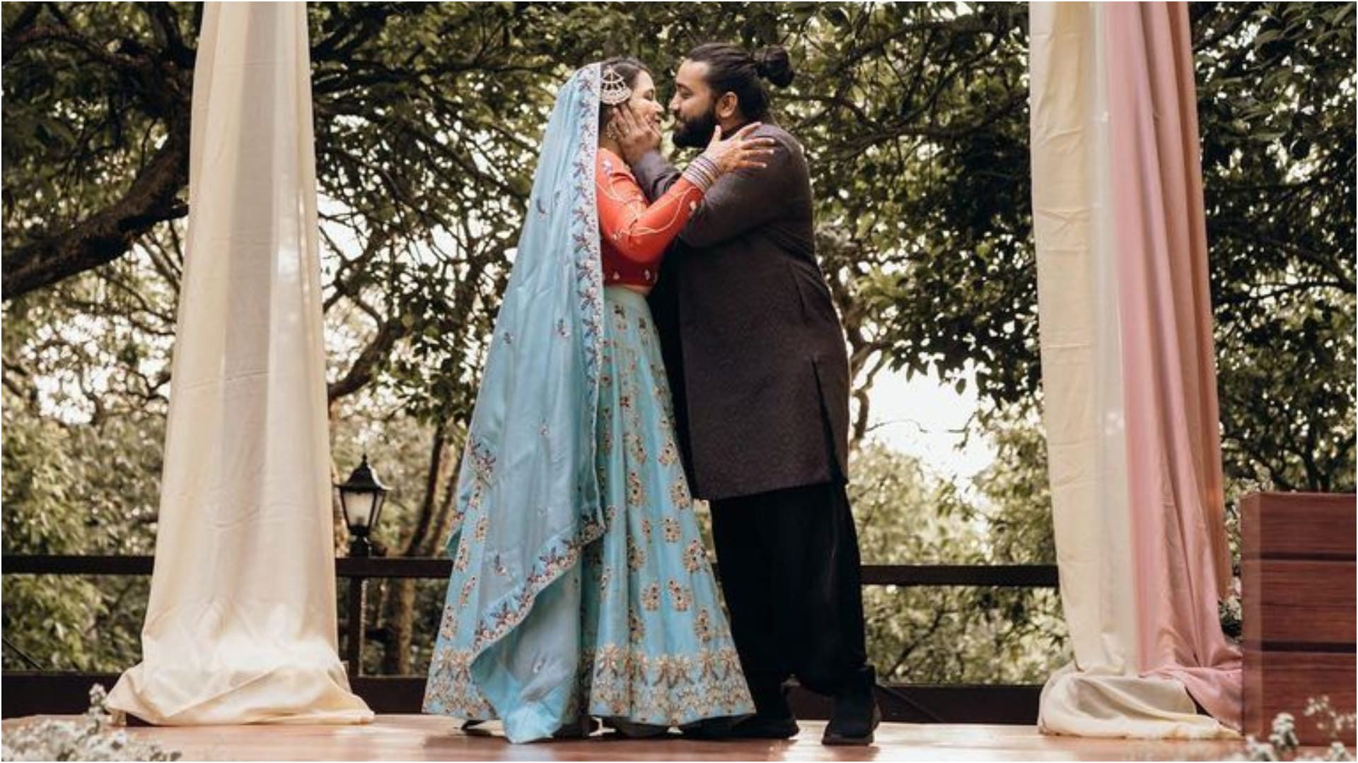 shahid kapoor sister sanah kapoor rocks in pestal blue lehenga for her bridal look