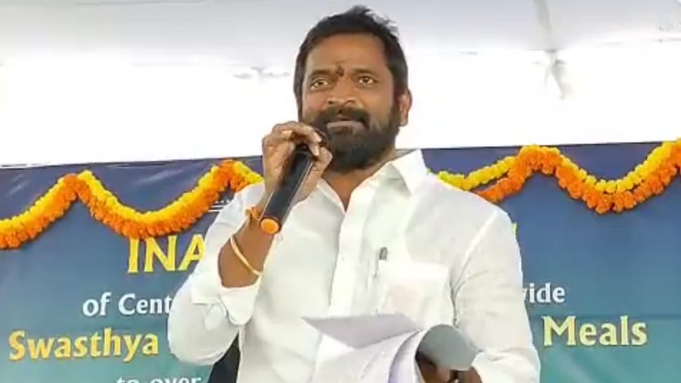 police held eight men for conspiring to kill Telangana minister V Srinivas Goud
