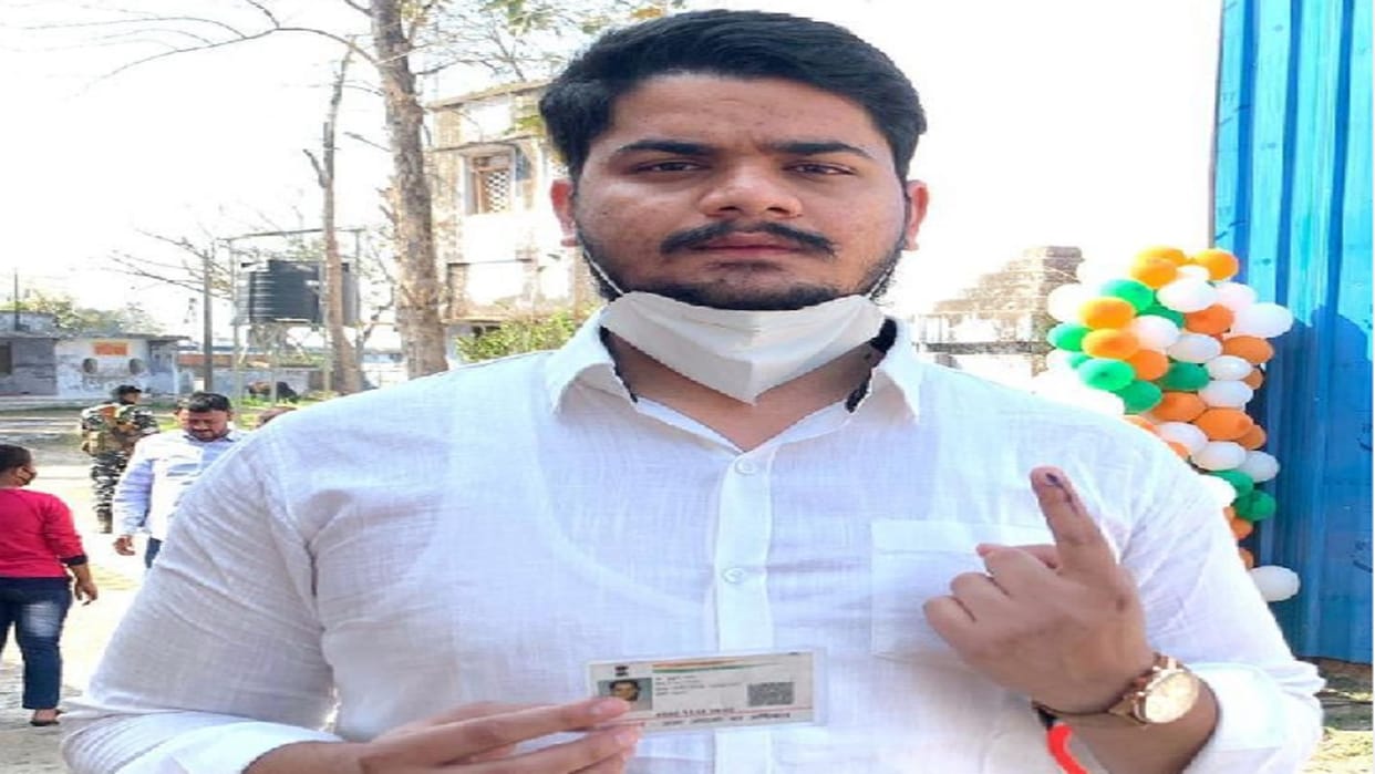 The young man who returned home from Ukraine cast his vote