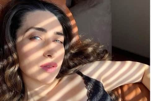 is Raja Hindustani Actress Karisma Kapoor tests positive for COVID-19?