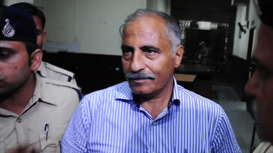 Madhya Pradesh: India's first sacked IAS officer Arvind Joshi dies, Rs 3.6 crore cash was found in IT raids in 2010