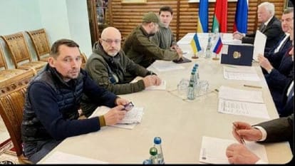 russia ukraine war how the us is helping ukraine with a secret airfield? weapons training was given in december january itself to ukraine