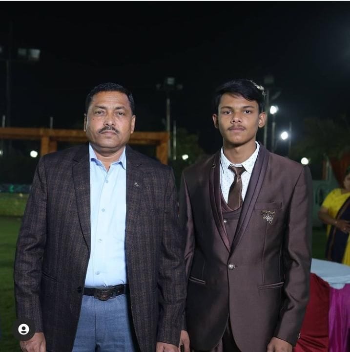 Hathras: Two more students return home safely from Ukraine