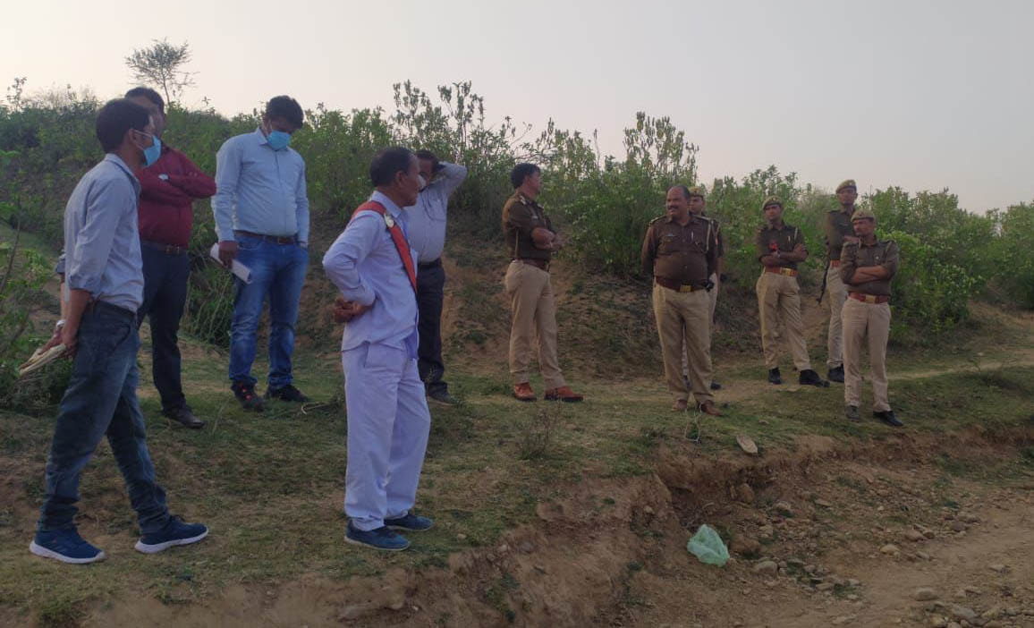 After two days, the police got the dead body of the teenager removed