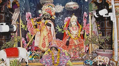 Live Streaming can be held of Mangala Aarti on Shri Krishna Janmashtami at Shri Banke Bihari Mandir Vrindavan