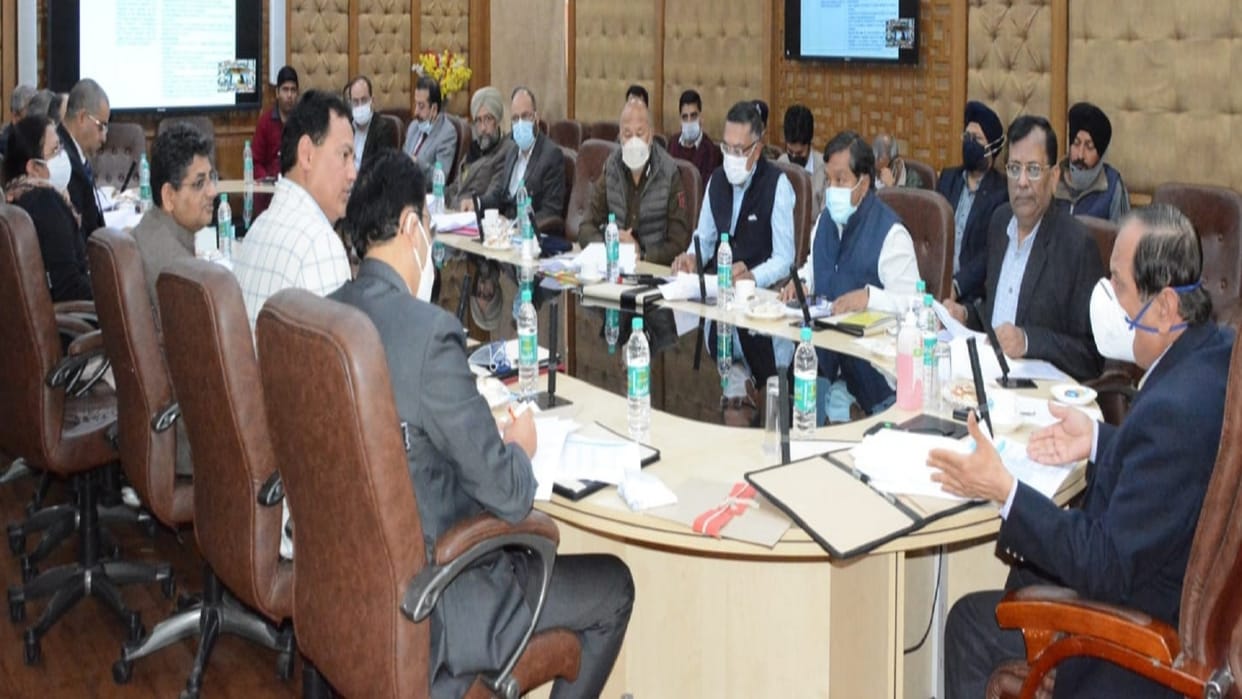 5452 road accidents in the year 2021 in Jammu and Kashmir, 774 people lost their lives
