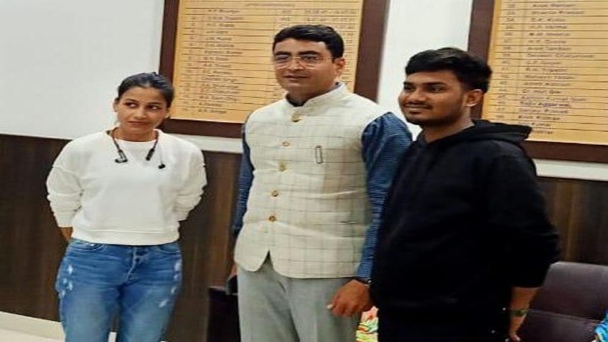 Three students coming from Ukraine met the Prime Minister Narendra Modi