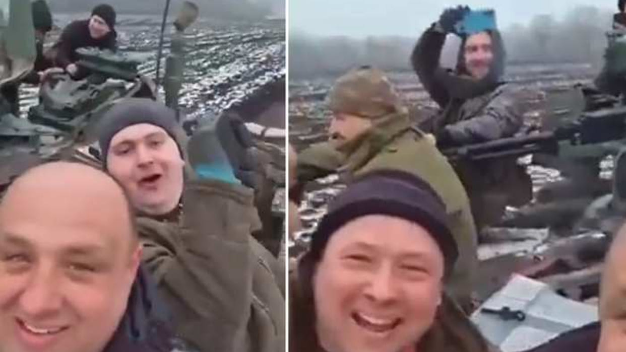 Russia-Ukraine War: Ukrainians cheers after capturing the Russian tank