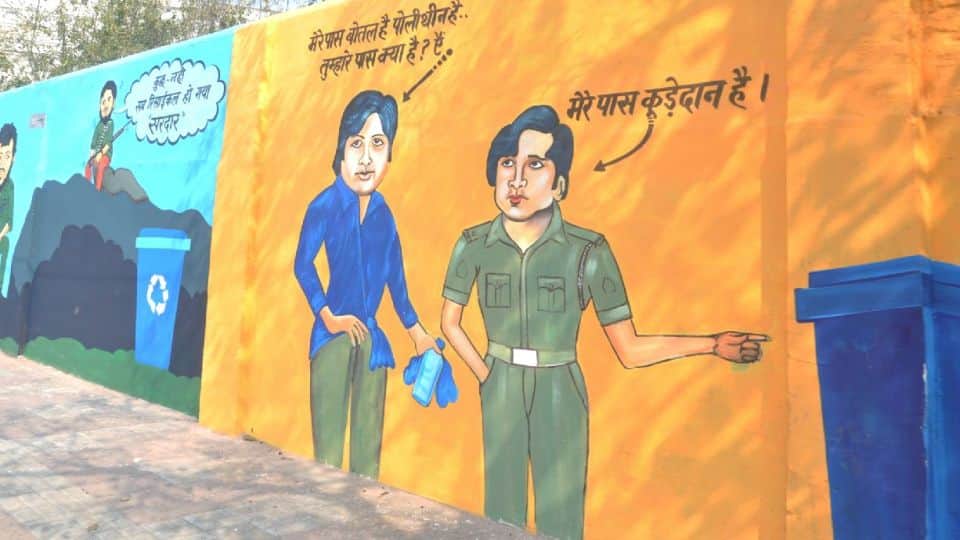 painting of Gabbar and film actors on walls making people aware about cleanliness in agra