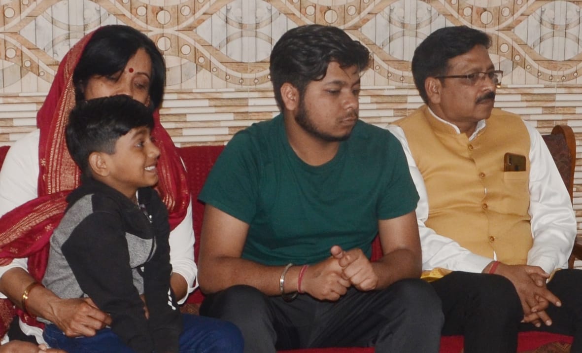 BJP leaders know the condition of the student who returned from Ukraine