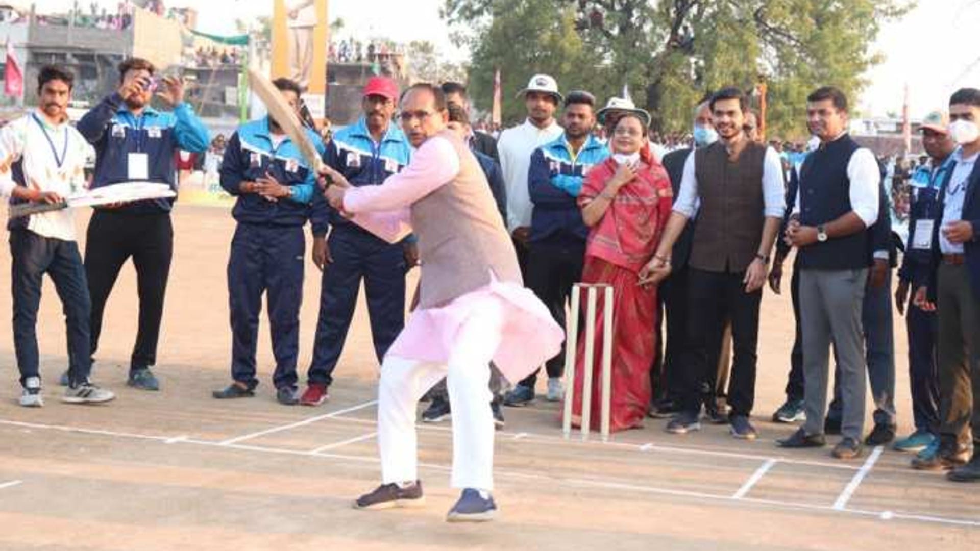 Shivraj turns 63: Journey from MLA to Chief Minister; Record made in ruling the heart of the country