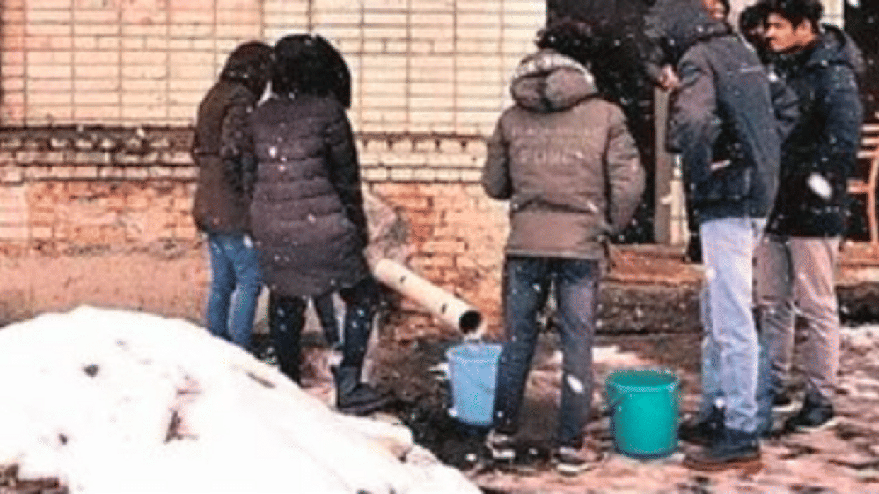 Ukraine vs Russia: Waiting for ice to melt to quench thirst students told tales