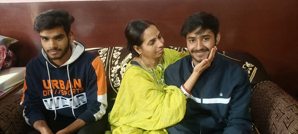 Tears spilled in mother's eyes as soon as Vishal reached home