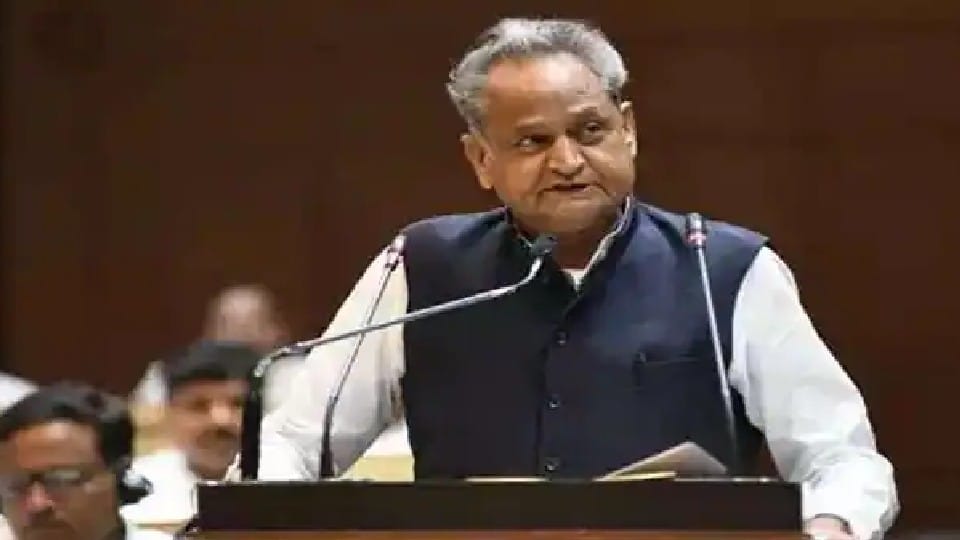 Center and states should work together for students returned from Ukraine says cm ashok gehlot