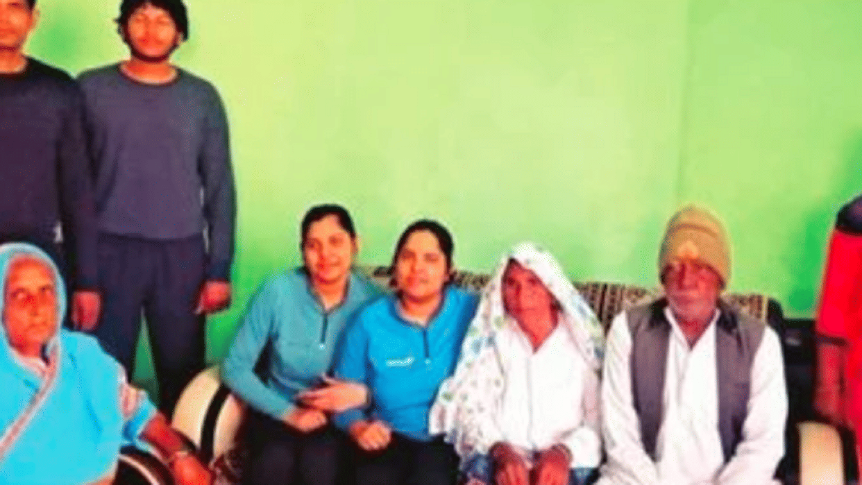 Ukraine vs Russia: Four days later separated sisters were found in Delhi mother also became emotional