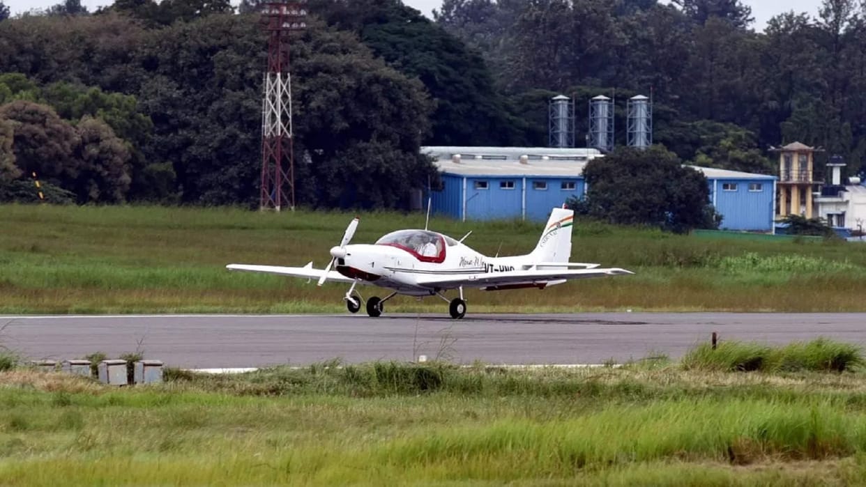 national aerospace laboratories said that India first indigenous flying trainer hansa new generation aircraft completes sea-level trials