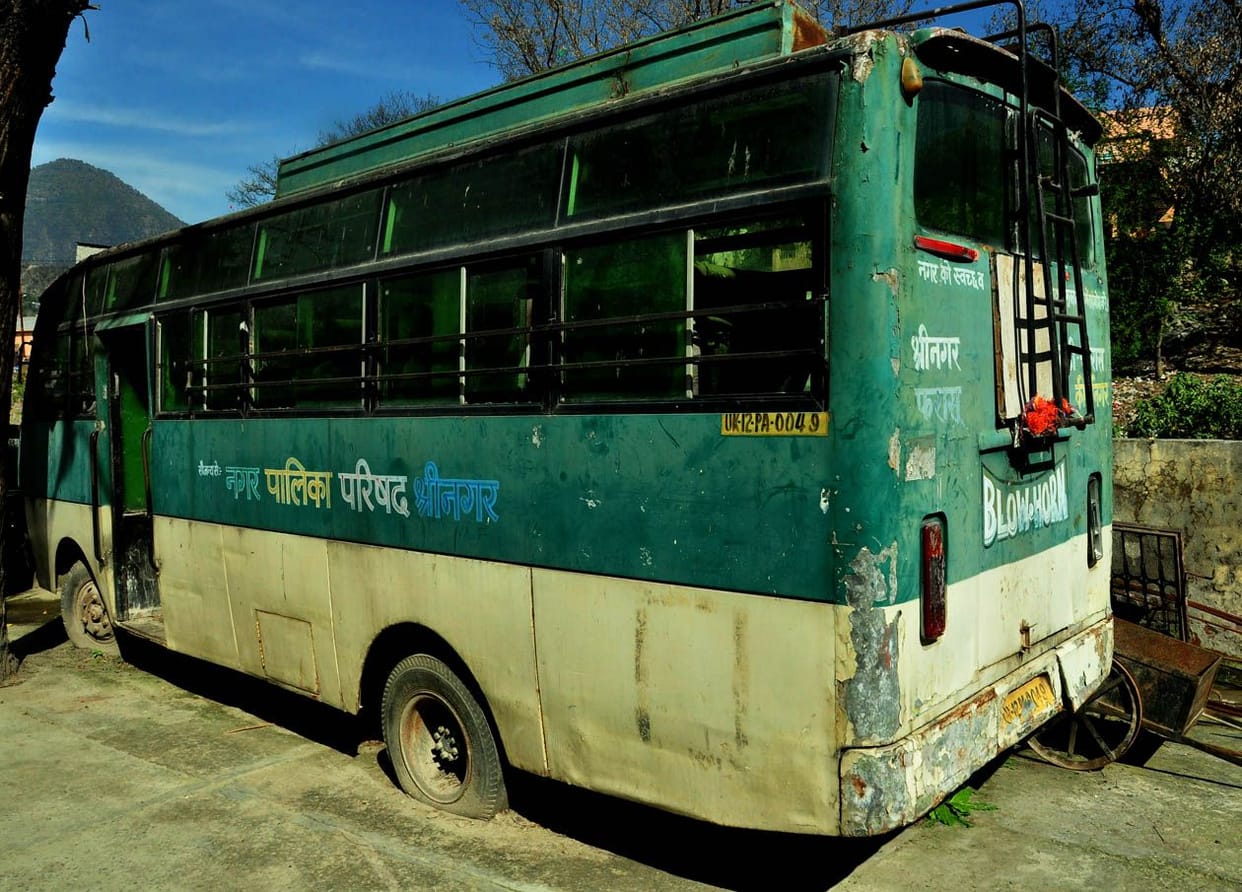 People's problems increased due to the stoppage of city bus service