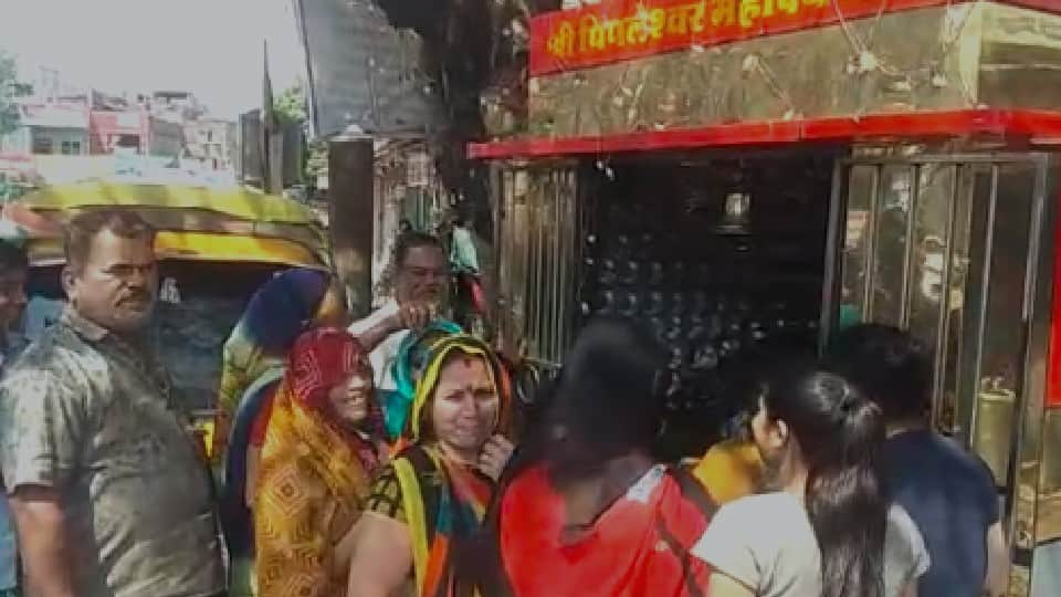Madhya Pradesh: Rumors of Nandi's idol drinking milk and water in Shiva temples in Malwa-Nimar, crowds of devotees gathered