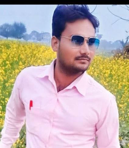 Hathras: gram father and grand son died in road accident