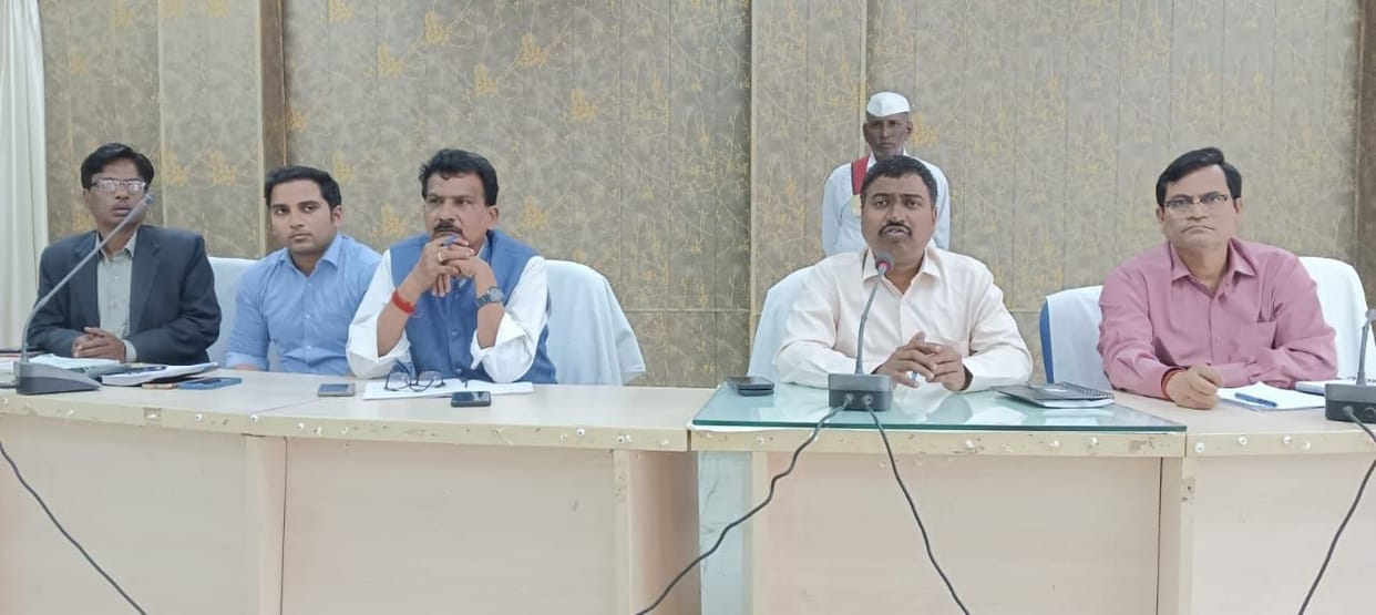 Counting personnel will be trained in two shifts on March 7