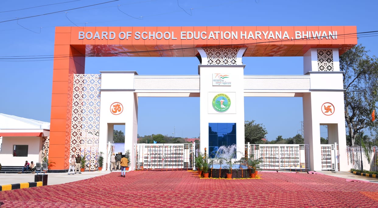 School children will now read history till 1997 in Haryana