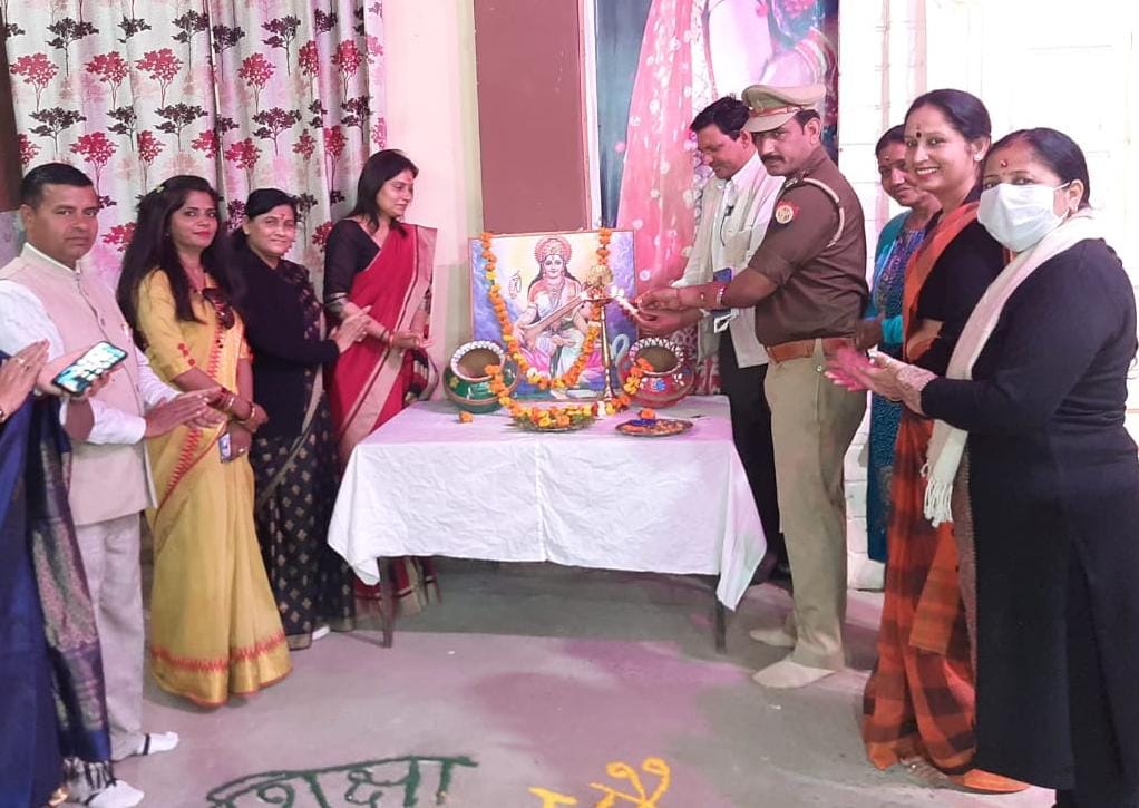 Resolve to make parents aware about girl child education