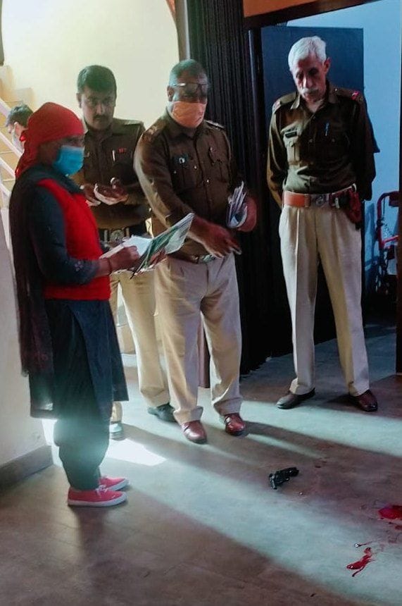 Former security guard commits suicide by shooting sister-in-law and aunt in Gandhara