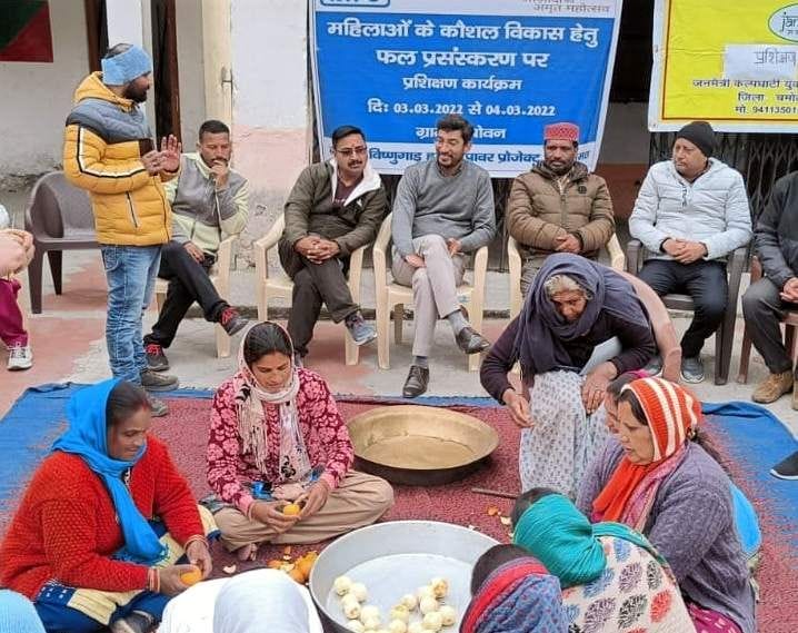 Fruit processing training given to women