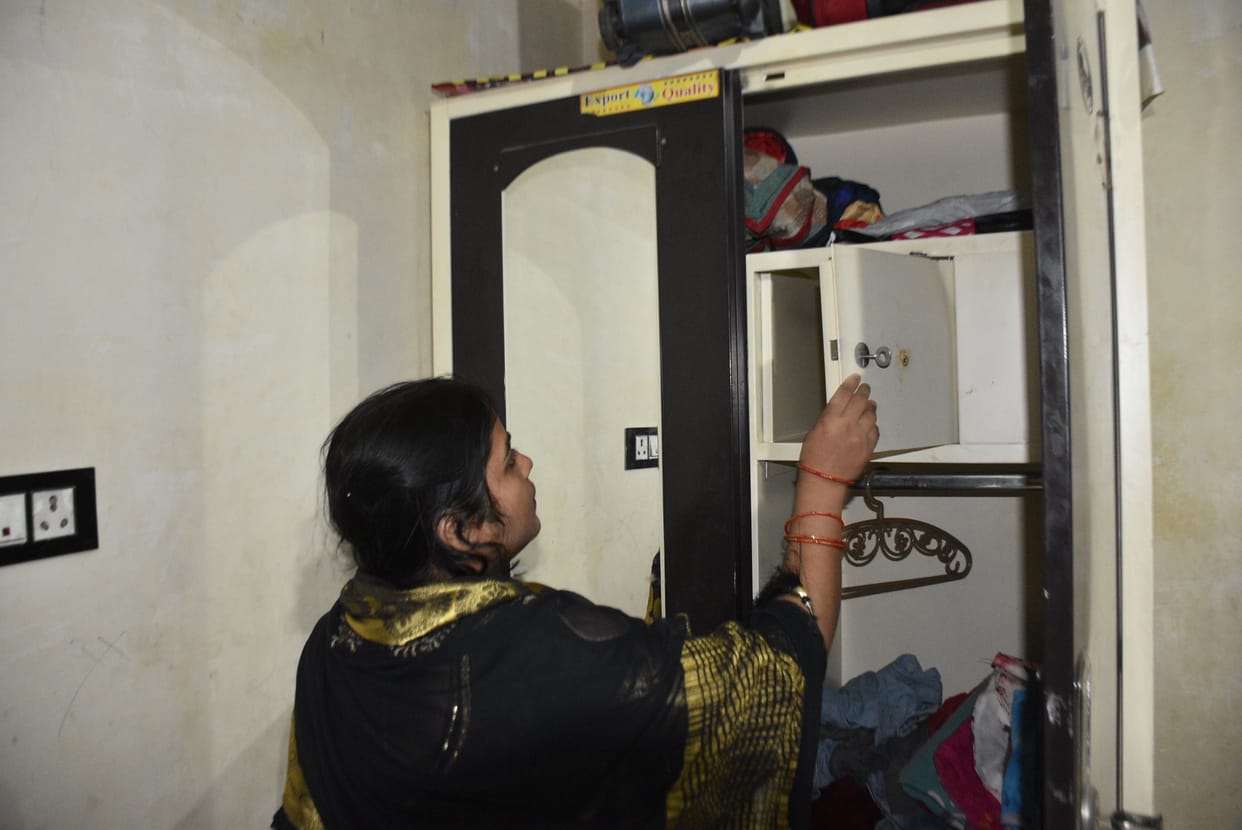 Five lakh stolen from the house of a bullion businessman