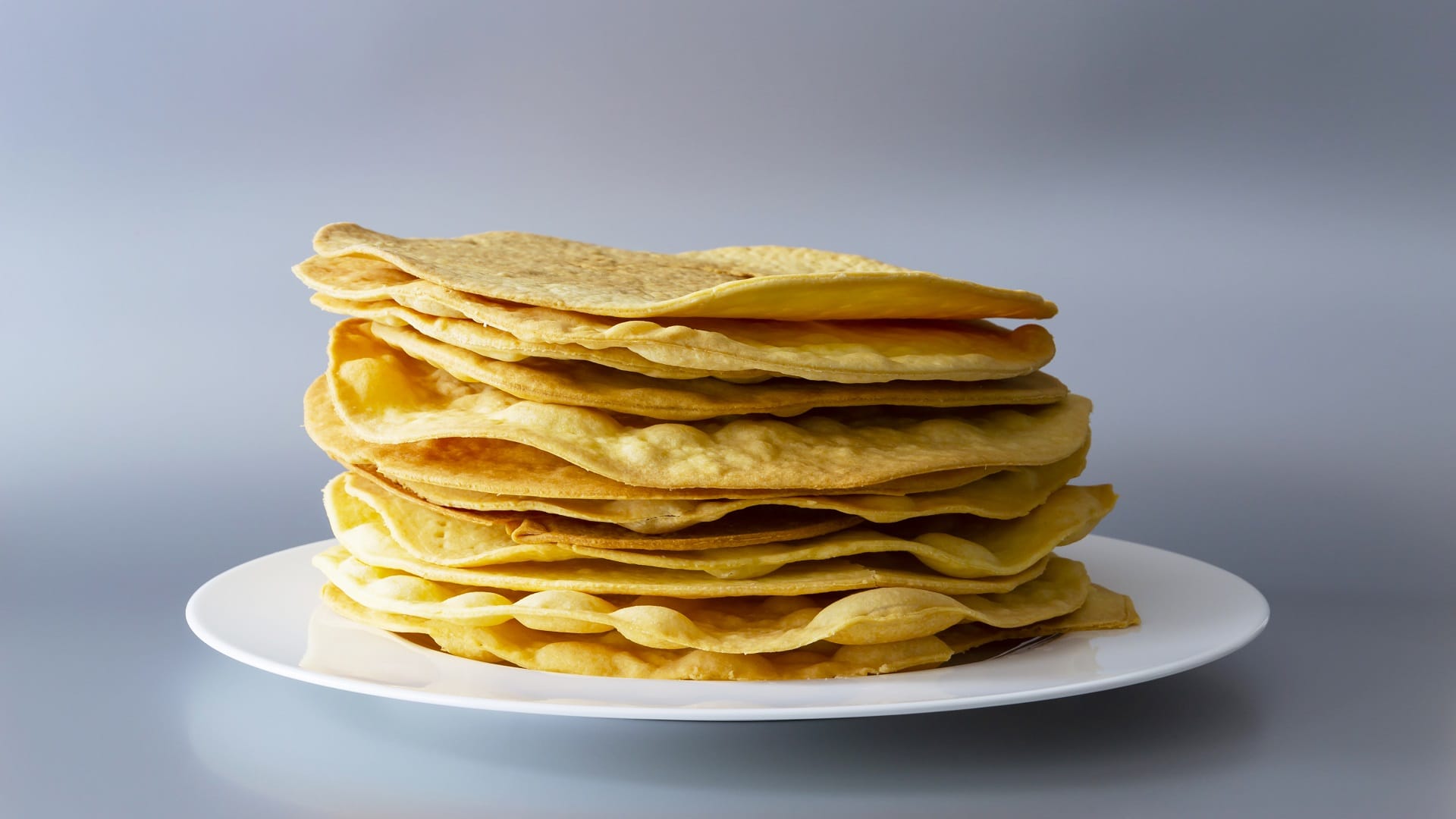 Holi Milan Party at Home Serve These Special Dishes and Drinks