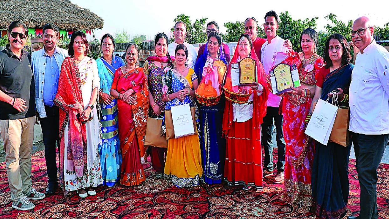 Cooking competition organized in Noida