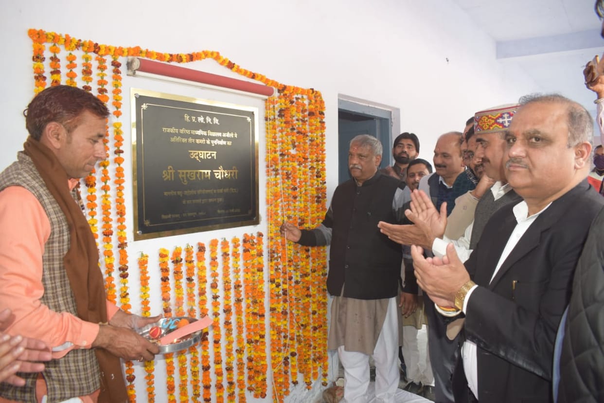 2.21 crore rupees will spent on  water schme in jwalapurkansipur and ajoli in ponta sahibsaid sukh ram