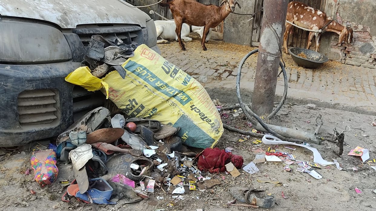 fathepur news,Door to door garbage collection scheme stalled