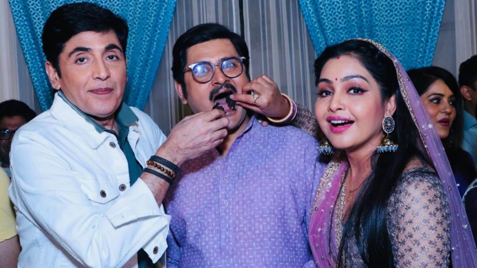 Bhabiji Ghar Par Hain completes 7 years, Here are some pics from celebrations