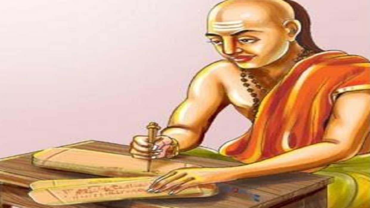 Chanakya Niti Success Mantra During The Crisis News in Hindi