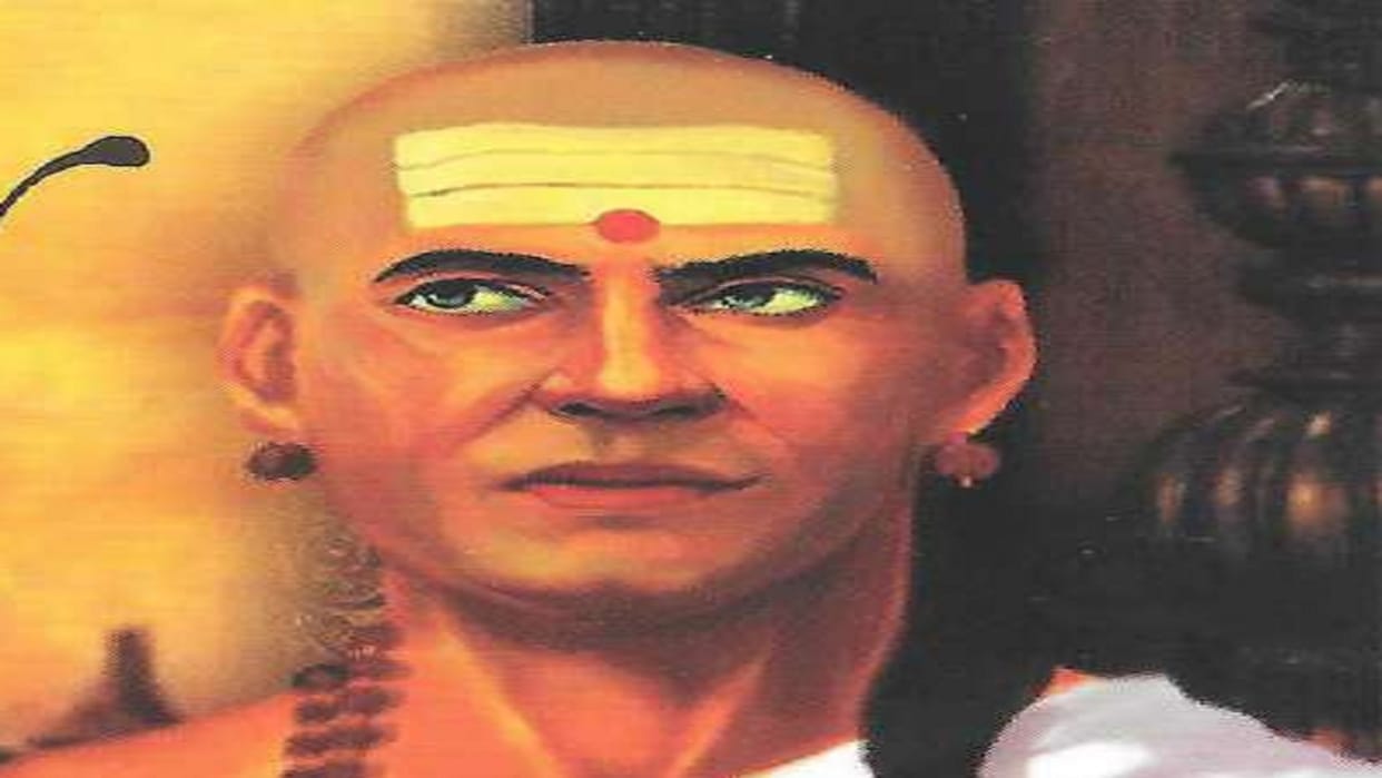 Chanakya Niti never depend on these 4 things which gives pleasure for a moment