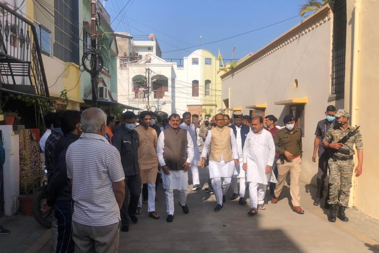 Indore: CM Shivraj attended the funeral of the mother of BJP state organization General Secretary, other BJP leaders also reached