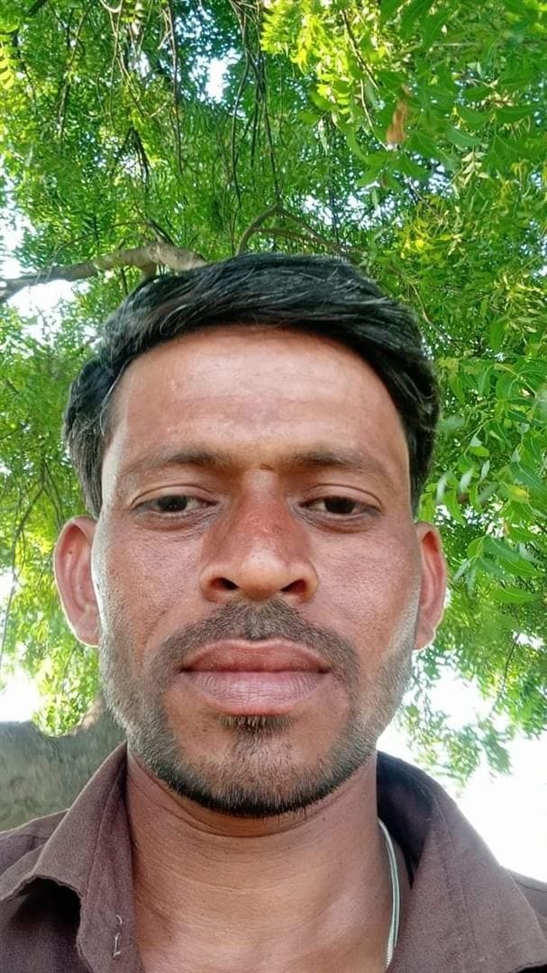 Hathras: Vehicle hit bike, uncle killed, nephew seriously injured