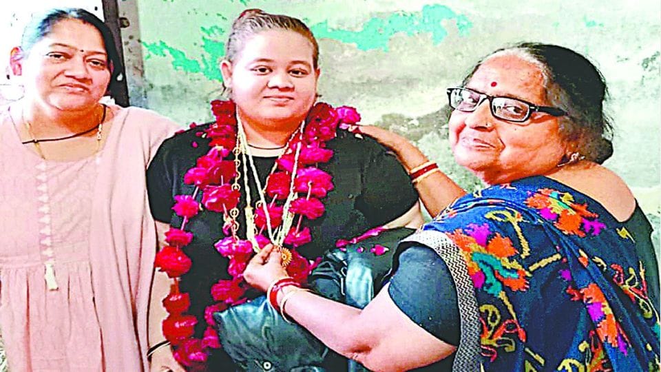 firozabad medical students manavi gupta return from ukrain
