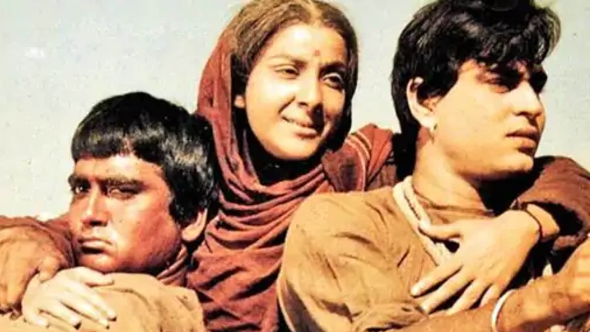 Nargis Dutt Death Anniversary Read Interesting Love Story of Sunil Dutt and Nargis