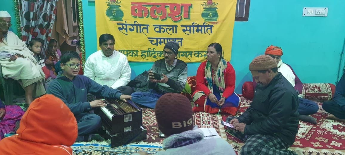 Kanhaiya nahi mero bus ko ...