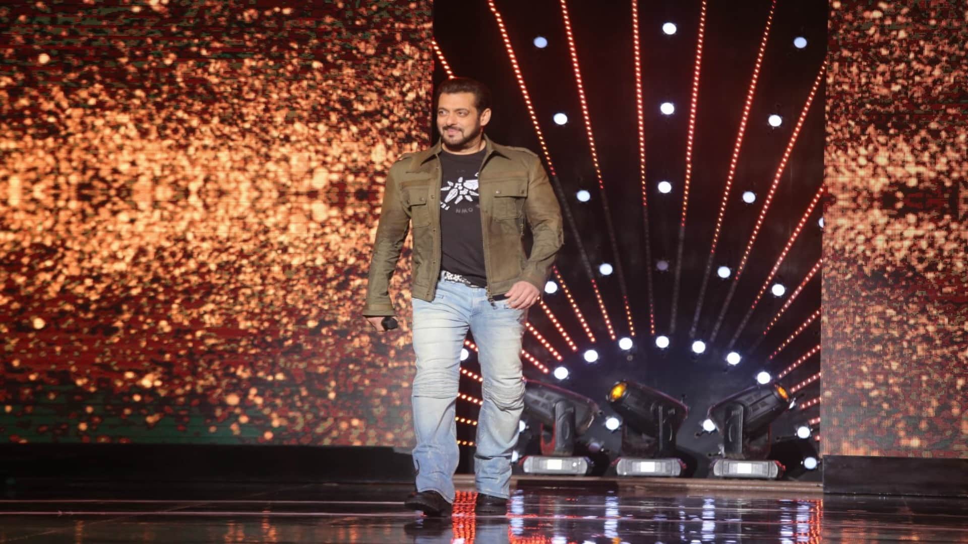 IIFA Awards 2022: The biggest fair of stars will be held in May ticket sales will start from tomorrow Salman will the host