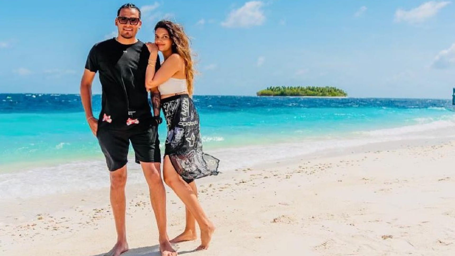 Rahul Chahar Girlfriend Ishani will marry indian cricketer in goa know everything about him