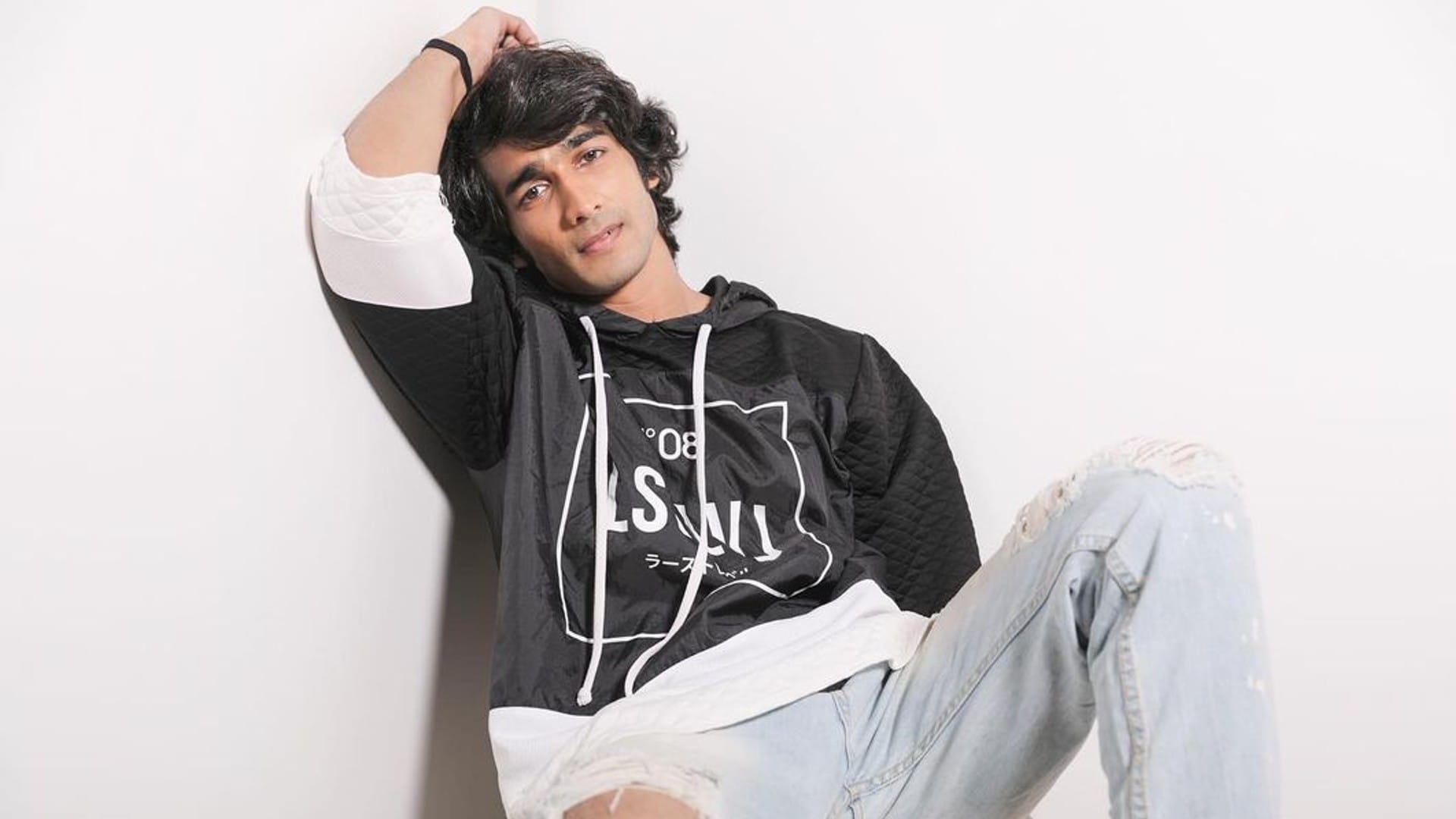 actor shantanu maheshwari Net Worth Income House Car Collection Celebrity lifestyle