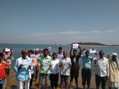 UP 7th Phase Election updates Enthusiasm of voting shown in inaccessible areas of Sonbhadra people travel many km for vote